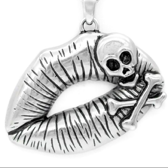 NEW lips skull pendant necklace - Picture 1 of 4